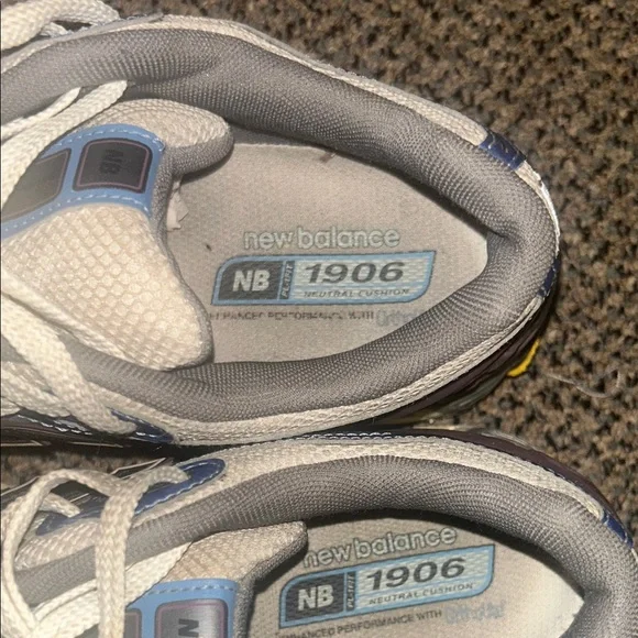 New Balance White and Navy Sneakers(USED NO BOX) - Picture 2 of 6